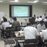 グループでの策定研修（第一回目）状況。