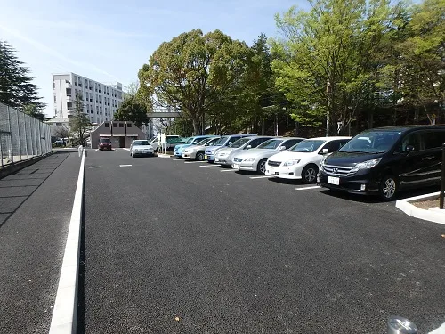 駐車場も停めやすく、台数も増えました。