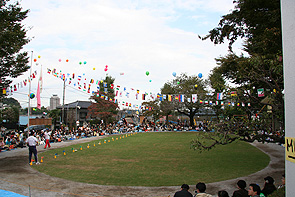 多摩市 Ｍ幼稚園　「運動会」